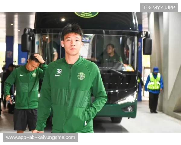 国脚王钰栋签约欧洲经纪，留洋路径浮出水面